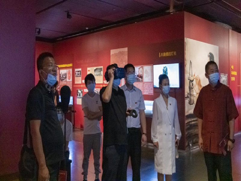 VR虚拟仿真系列和红岩数字博物馆入选《不忘来时路》展.jpg