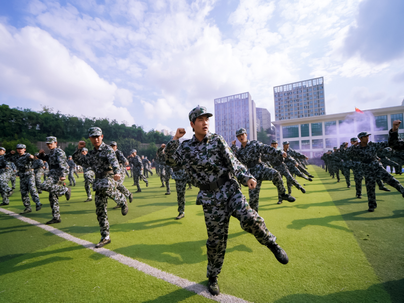 1697793100193459.png 图片20.png