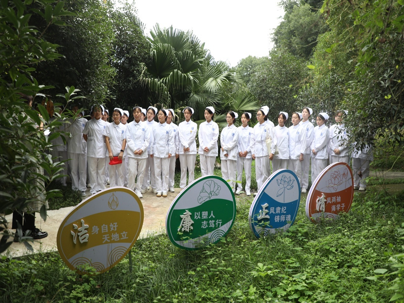 1697961989537405.png 图片2.png