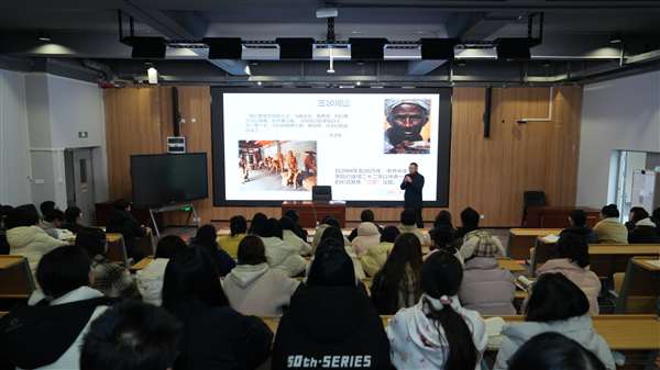 图片8 图片8