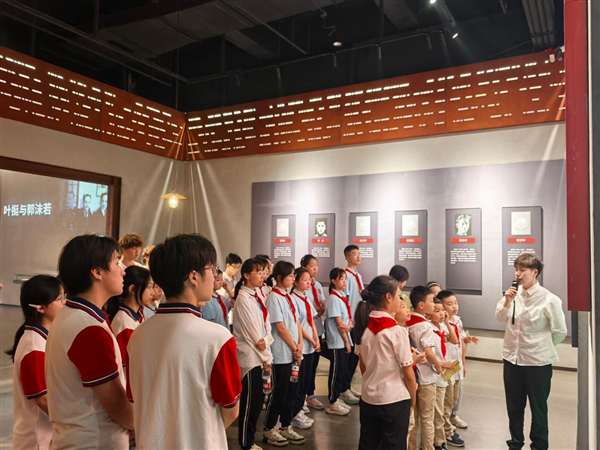 图片2 图片2