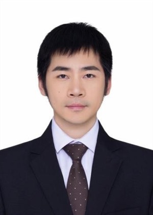 吕明明